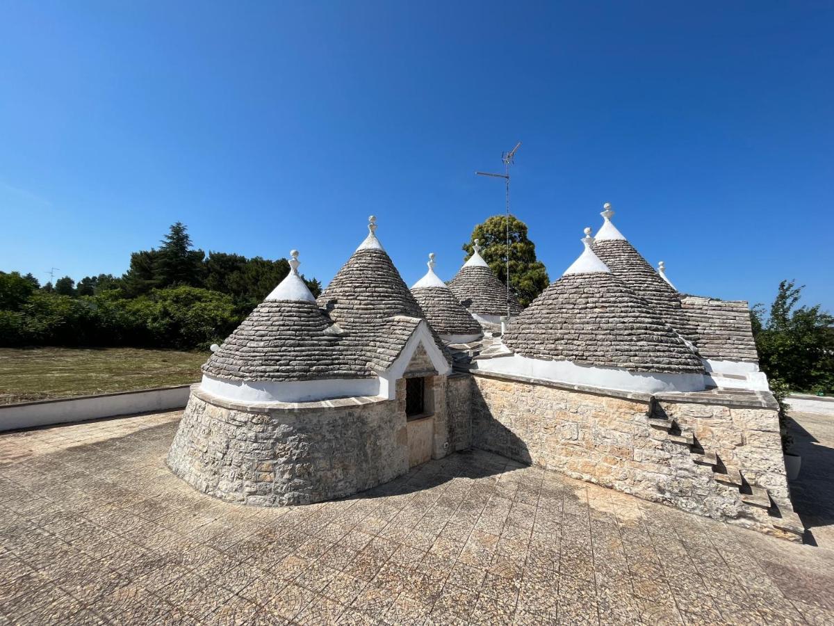 Trulli Del Sole Villa Martina Franca Exteriör bild